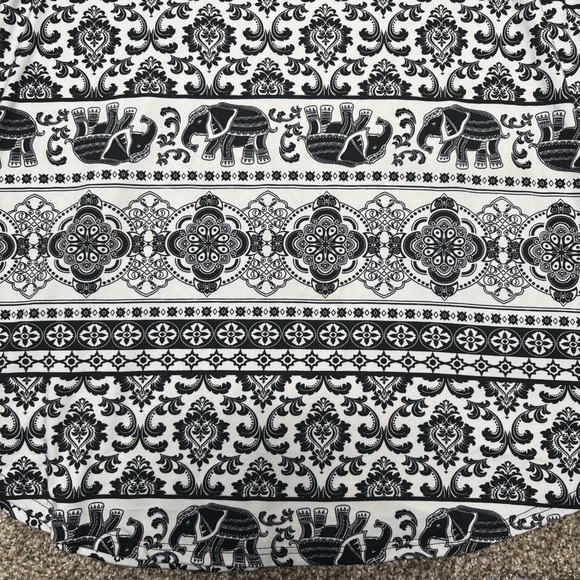 Magic Fit Women’s Large Black and White Long Sleeve Top - Picture 3 of 10